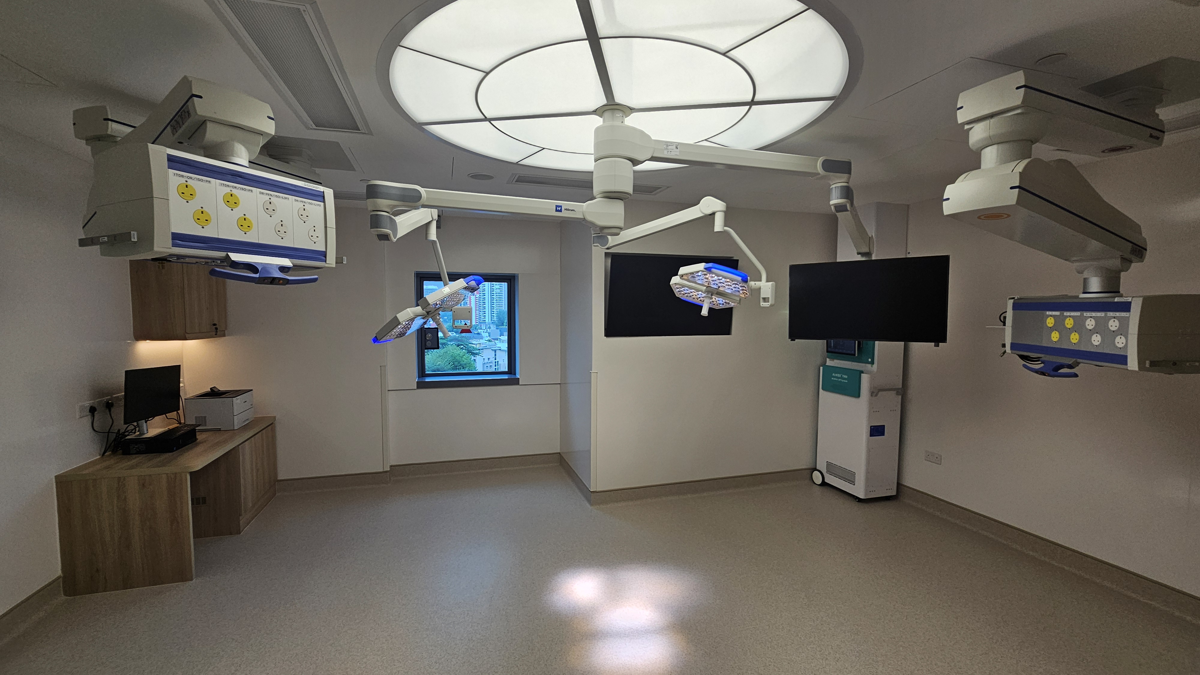 Day Surgery Operating Theatre, photo 1