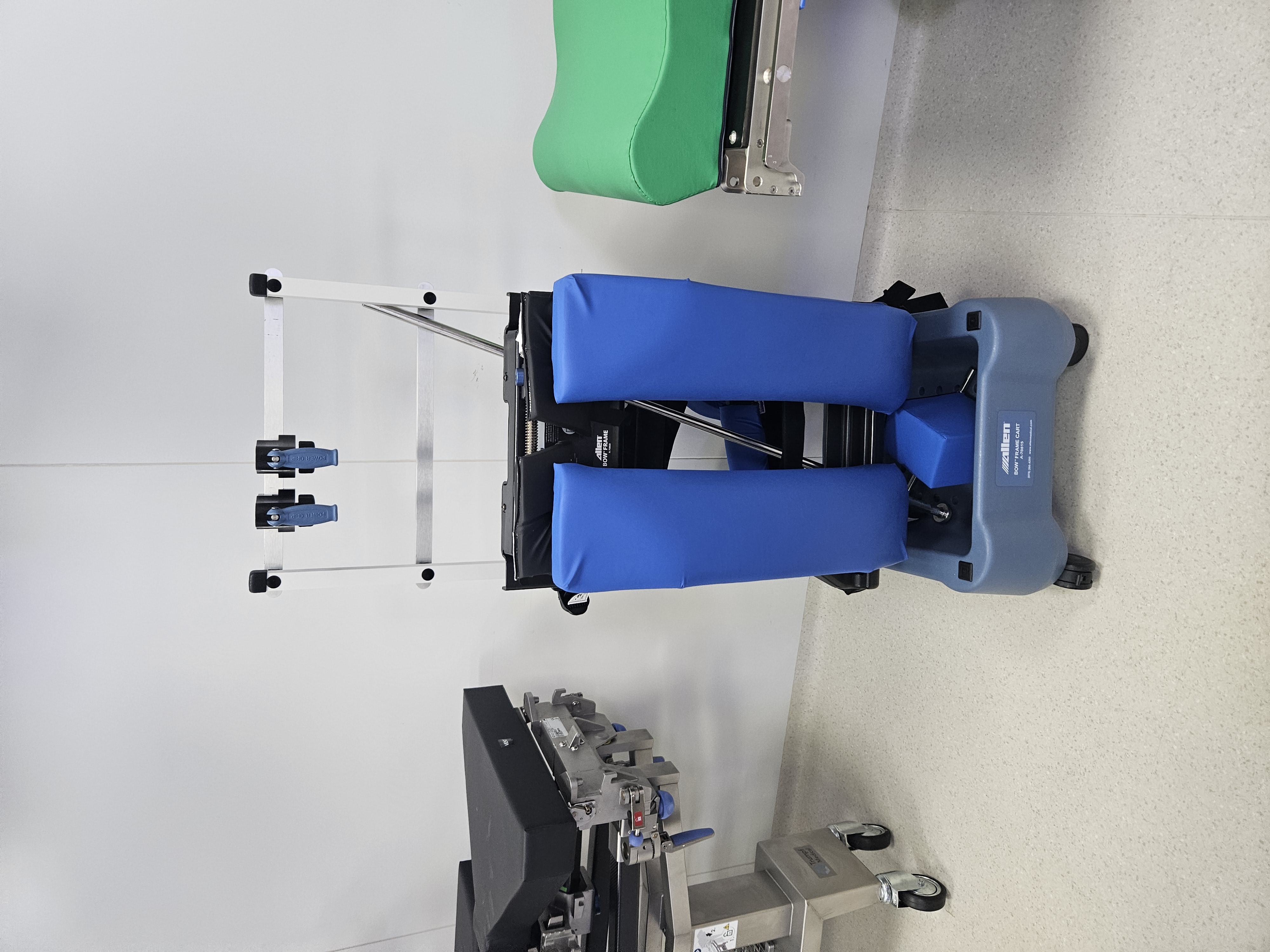 Operating table, photo 2